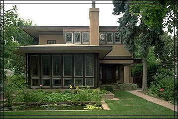 Purcell-Cutts house, built 1913, Purcell & Elmslie architects [image from the Unified Vision website]